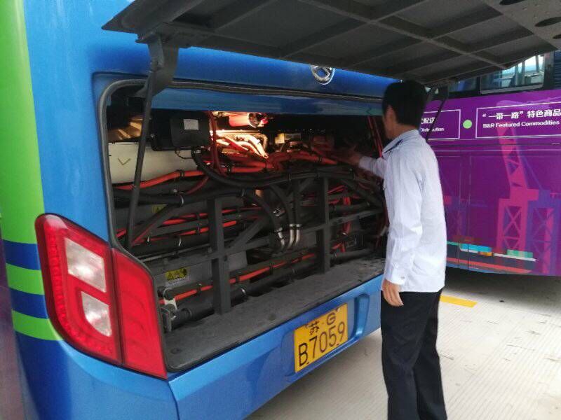 公交集團海通公交公司開(kāi)展“連博會(huì )”車(chē)輛專(zhuān)項檢查